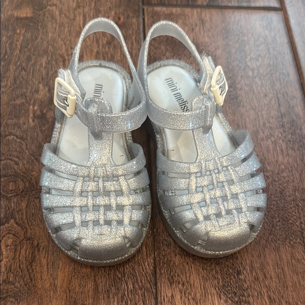Mini Melissa Silver fisherman Sandals sz 7t guc